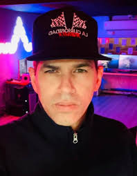 Hector Figueroa... ¡ Orgullo boricua! Otro cabrinito exitoso 😊🎉🎉🎉