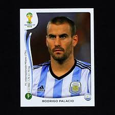 Cómo apoyar a un jugador (los hinchas del newcastle) y cómo abandonarlo. Brasil 2014 Nr 427 Panini Sticker Rodrigo Palacio Sticker Worldwide