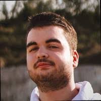 Robin Urbaniak's Instagram, Twitter & Facebook