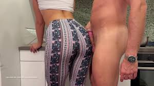 Bootybyshel dryhump my booty while im cooking - erotic personal clip