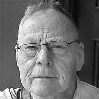 Kerry Royce's Instagram, Twitter & Facebook