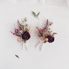Winter Wedding Boutonniere Gold Burgundy Boutonniere For Men Etsy Wedding Flower Guide Boutonniere Wedding Flower Guide