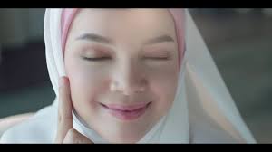 Contoh kalimat efektif adalah anas demam, namun tetap pergi kuliah✅ dan 40+ lainnya. Contoh Iklan Produk Wardah Contoh L Cute766