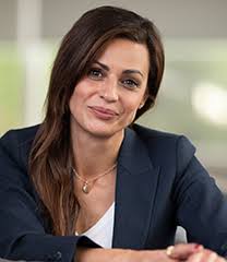 Ruth Solís :: Directora Comercial :: Manpower ::