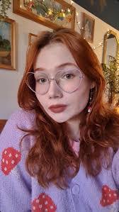 Amy Velarde's Instagram, Twitter & Facebook