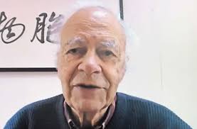 De película, llegada de José Abraham al Congreso