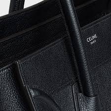 Live tracking covid19 (novel coronavirus) cases and map depiction. Mini Luggage Handtasche Aus Gemilltem Kalbsleder Schwarz 189213dru 38no Celine