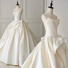 In this video, see all the details of this alvina valenta ball gown. Sweetqt Bridal Dress Satin Ball Gown Wedding Dress With Pleat Simple Bridal Gowns Plus Size Lace Dress Evening Dress Princess Dres Amazon Co Uk Kitchen Home