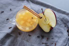 Rezept Weihnachtlicher Bratapfel Punsch Punsch Rezept Gebratene Apfel Punsch