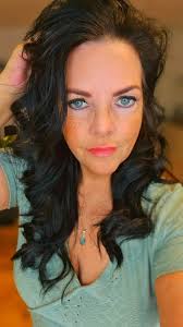 Wat een dag, niets doen, station 19 kijken.. haar verprutsen van mijn  echtgenoot, eigen haar wassen en stylish maken (zo'n klus altijd haha) ..  blommetjes bezorgen, boodschappen doen en.. ja ja nieuw