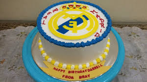 Real madrid cake cover butter cream. Buttercream Transfer Real Madrid Cake Decorating Youtube