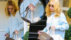 Curious about whether iggy would ever go under the needle for another relationship tattoo in the future? Ouch Iggy Azalea Removes Finger Tattoo Tribute To Ex A Ap Rocky See Pics Of Her Bandaged Hand