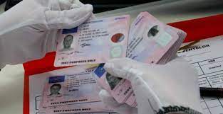 Asadar, un permis de conducere romanesc seamana izbitor de mult cu unul german. Uj Ugyfelfogadasi Program A Hargita Megyei Vezetoi Jogositvany Es Gepjarmu Nyilvantarto Kozszolgalatnal C