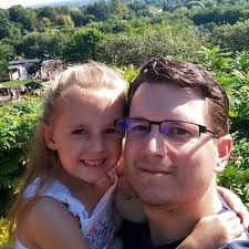 Adam Cade (@adambcade)