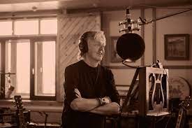 Sir james paul mccartney, born june 18, 1942, is the single most successful music artist of all time. Paul Mccartney Ein Album Aus Dem Rockdown