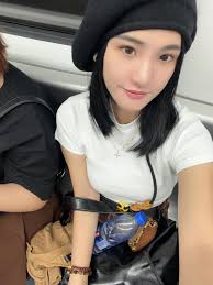 Jess Tang🍜🍢🥘🧁