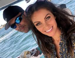 Happy anniversary Robbie Davis. Love you. #11yrs