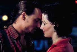 Still Of Johnny Depp And Juliette Binoche In Chocolat Johnny Depp Movies Best Movie Couples Romantic Films
