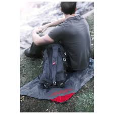 Matador has hit the original design. Matador Blanket Mini Pocket Blanket Buy Online Bergfreunde Eu