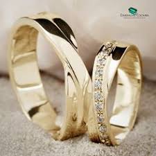 De manera que, tanto si seguirán alguna tradición en la decoración para matrimonio, tienen sus propios agüeros como si. 91 Ideas De Argollas De Matrimonio En 2021 Argollas Esmeraldas Colombianas Matrimonio