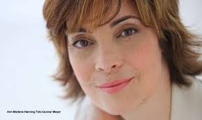 Ann-Marlene Henning zu Gast bei BRIGITTE LIVE