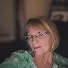 Joyce Paulin's Instagram, Twitter & Facebook