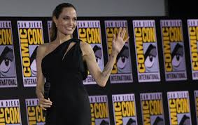 The marvel universe.without the avengers? Disney Angelina Jolie Wird Marvel Superheldin In The Eternals
