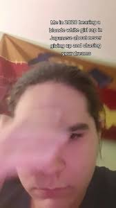 White Girl Rapping in Japanese