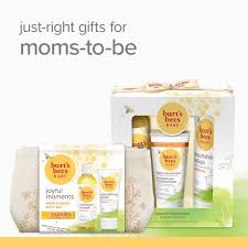 Burt's bees baby bee getting started gift set is great for baby showers or newborn babies. Burt S Bees Burt S Bees Joyful Moments Baby Mom Gift Set