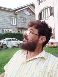 ایک بھائی نے واٹس ایپ پر ایک کتاب بنام "تقصیرات تفہیم" pdf میں ارسال کیا ہے  اور مجھ سے پوچھا ہے کہ: "کیا آپ نے مولانا مودودی رح کی تفسیر تفہیم القرآن