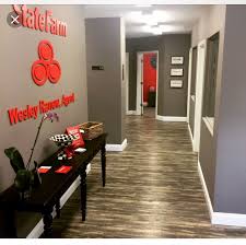 Pin By Deanna Newsom On Office Remodel Ideas State Farm Office Office Ideas For Work Business Decor Office Remodel