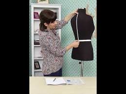 Beden Kalibi Cizimi Nasil Yapilir Arka Beden How To Make A Body Pattern Drawing Rear Body Youtube Embroidery And Stitching Colorful Dresses Sewing