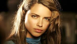 The worthy and hardworking ladies who her beauty and grace became iconic. 10 Most Attractive Female Celebrities In Usa The Ultimate Source