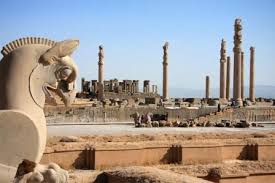 Image result for ‫گردشگر‬‎