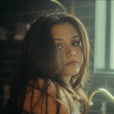 I had the absolute HONOR of being interviewed by Elena Giardina from The  Boston Globe last week in anticipation of the City Winery Boston show this  Saturday. Check out the full article