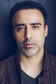 Comedy Doctors" Lara, Shaw & Shea (Episodio de TV 2020)