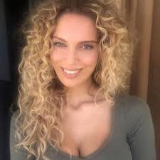 Dora Marble er årets Brun og Blid-modell