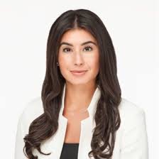 Danielle Luzzi's Instagram, Twitter & Facebook