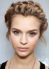 Flechtfrisuren Fur Die Braut Flechtfrisuren Geflochtene Frisuren Tracht Frisur