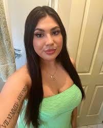 Jessica Lindgren's Instagram, Twitter & Facebook