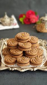 Sables A La Farine Torrefiee Et Flan Praline Gourmandise Assia Recette Gateau Sec Recette Gateau Oriental Gateau Sec
