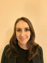 Leanne Hays's Instagram, Twitter & Facebook