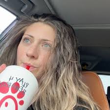 Brooklynn (@lil_fin_brooklynn)