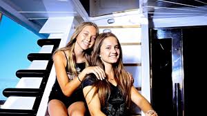 Press alt + / to open this menu. Die Geissens Luxusgoren So Verprassen Shania Und Davina Ihre Kohle News De