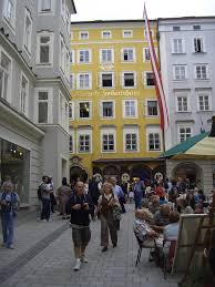 Sanatçının gözünden mozarthaus serisinde genç piyanistlerimizden cansu naz eri̇ş'in mozarthaus hakkındaki düşünceleri ve verdiği konserlerden kesitler. Mozarthaus Salzburg Austria Mapio Net
