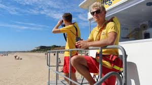 Rnli lifeguards patrol selected beaches in england, wales, scotland, northern ireland and jersey. Rnli Lifeguards Begin Patrols Of Suffolk And Norfolk Beaches Itv News Anglia