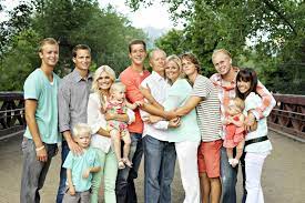 Family Pictures Utah Family Photography Summer Family Pictures Family Photo Colors Family Photo Outfits