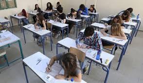 Tα φετινά θέματα στο σύνολό τους είναι σαφή και εμφανίζουν αυξημένο βαθμό δυσκολίας συγκριτικά με τα περσινά. Panelladikes 2020 Proteinomena 8emata Neoellhnikhs Istorias Ta Nea