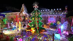 Thatched roof for a gingerbread house. California Couple Transforms Home Into Life Size Gingerbread House Using Recycled Materials Abc7 San Francisco