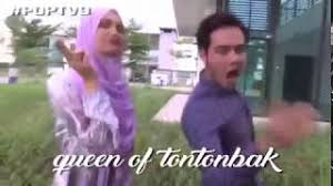 I want i want i want i want you muah muah muah muah muah x2 i am fun i am pretty i am beautiful i am a queen i inspire your desire i am a diva living la viva(perodua) come to me sarang3 x3 say to me sarang3 ayam me2. I Am Me Dato Seri Vida Pop Tv Youtube